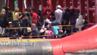 Έφθασαν στο λιμάνι της Καλαμάτας οι 170 μετανάστες