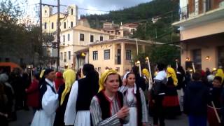 Λαμπαδηδρομίες στην Ανω Πόλη Κυπαρισσίας