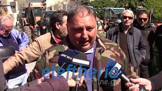 Διαμαρτυρία πατατοπαραγωγών από τη Μεσσήνη στην κεντρική πλατεία Καλαμάτας