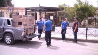 Γάλα στο Ειδικό Σχολείο Καλαμάτας από εργαζομένους της "Καρέλια"