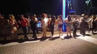 Πρόβα για ρεκόρ Γκίνες στο Καλαματιανό (2)