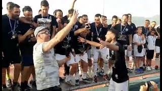 Το τρόπαιο της πρωταθλήτριας στη "Μαύρη Θύελλα"