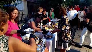 Πλήθος κόσμου στη ΓιορτήΣταφυλιού και Μούστου στο Μουζάκι