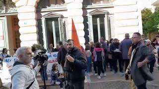 Καλαμάτα: Πολυπληθής διαμαρτυρία για "να μη συγκαλυφθεί το έγκλημα των Τεμπών"