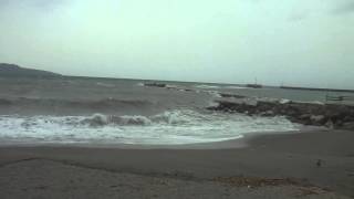 Κύματα στην παραλία της Καλαμάτας 1