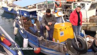 Για ψάρια στο λιμάνι της Καλαμάτας