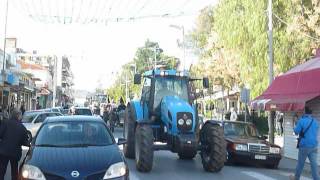 Πορεία αγροτών με τρακτέρ στη Μεσσήνη