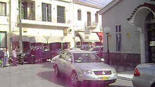 Οι οδηγοί ταξί συμπαρίστανται στους αγρότες των Γαργαλιάνων