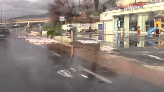 Ισχυρή χαλαζόπτωση και τροχαίο στην Καλαμάτα