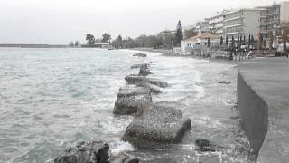 Κύματα στην Παραλία της Καλαμάτας
