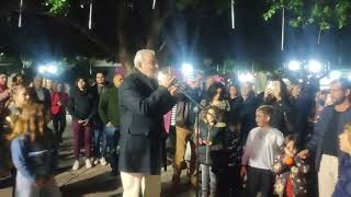 Κυπαρισσία: Ο δήμαρχος Τριφυλίας Γιώργος Λεβεντάκης στην φωταγώγηση του χριστουγεννιάτικου δέντρου