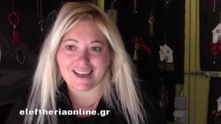Χριστουγεννιάτικα σπιτάκια στην πλατεία της Καλαμάτας