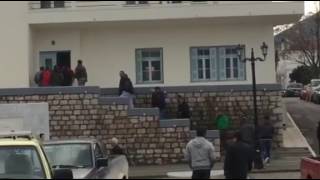 Αγρότες στο δημαρχείο Πύλου - Νέστορος