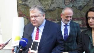 Βενιζέλος κατά Τσίπρα από την Καλαμάτα