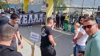 Δυναμική πορεία οπαδών της Καλαμάτας προς το γήπεδο για το ματς με την Ηλιούπολη