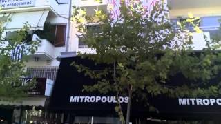 Μαθητές ανάρτησαν πανό κατά της κυβέρνησης στην παρέλαση στην Καλαμάτα