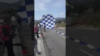 Καλαμάτα: Η ώρα της... απογείωσης του χαρταετού 7 μέτρων