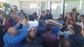 Δυναμική κινητοποίηση στο Δασαρχείο Καλαμάτας